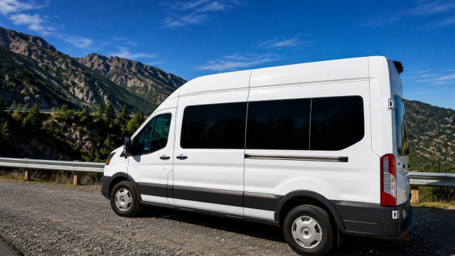 Small Coach